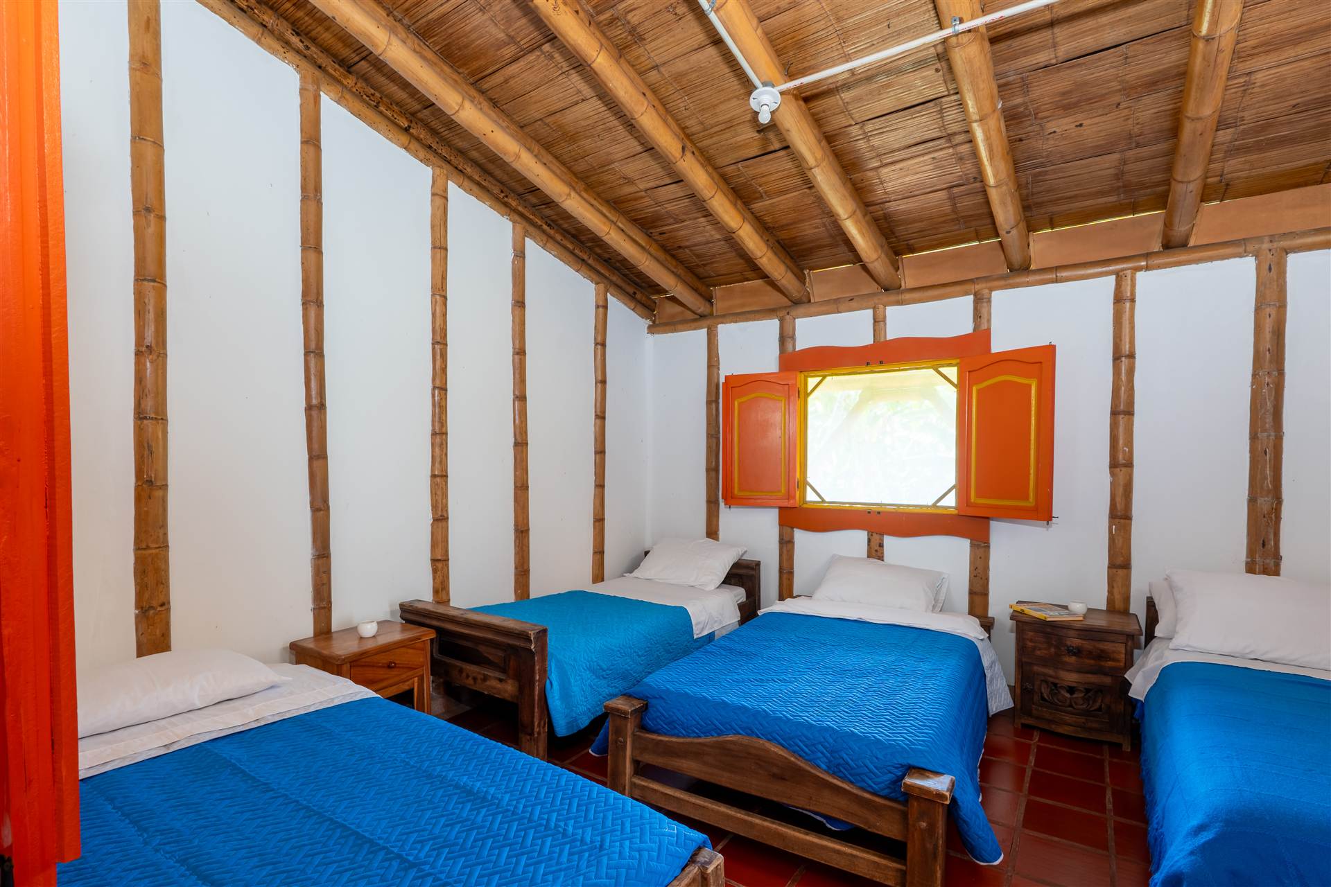 Habitación 9. Carpintero - El Encanto